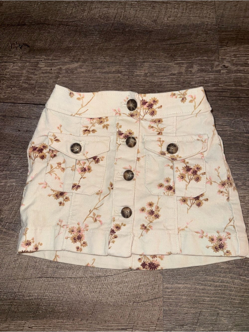 Vineyard Vines floral corduroy skirt
